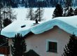 how much snow can a roof hold